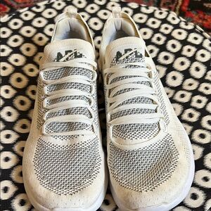 APL Techloom Breeze Cream and Green Knit Sneakers - 11.5 Mens